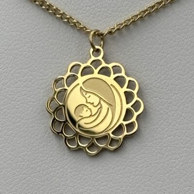 Wisiorek z łańcuszkiem